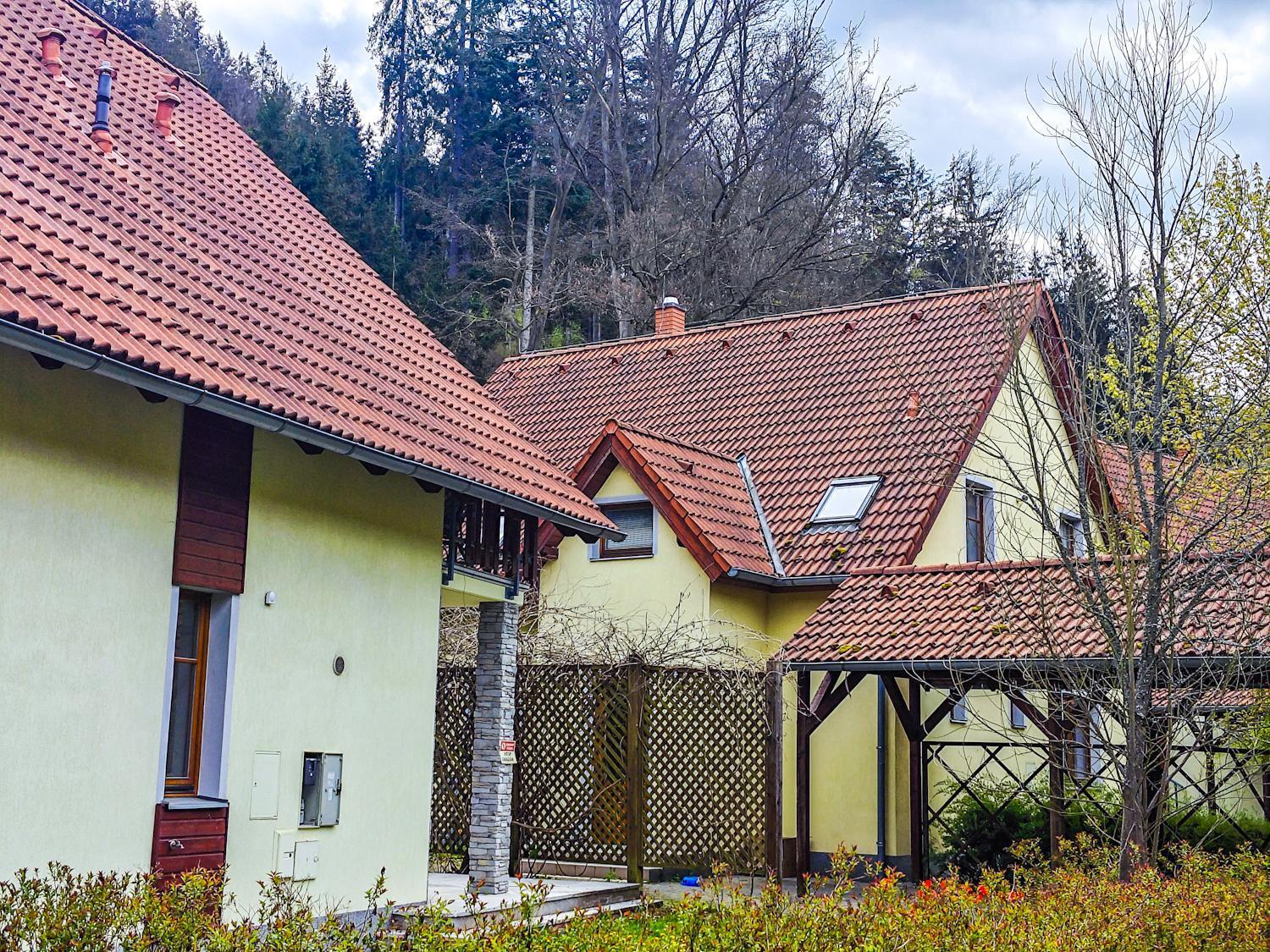 Geyserpark Village カルロヴィ・ヴァリ エクステリア 写真